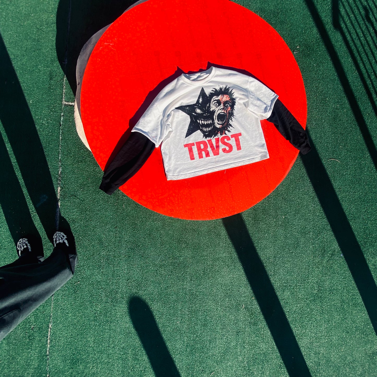 (trvst) Split Saint  Longsleeve